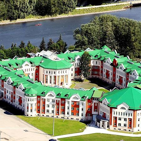 فندق سانت بطرسبرغفي  فندق بارك كريستوفسكي المظهر الخارجي الصورة